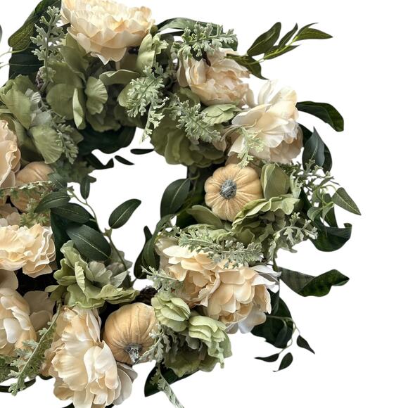 Fall Harvest Velvet Pumpkins Wreath 22"D - Picture 4 of 4